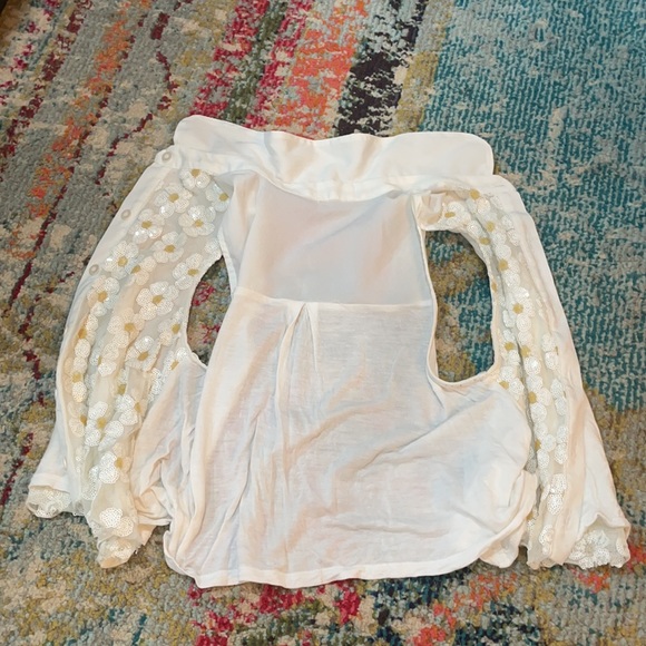 Urban outfitters XS flowered sequined button up - Picture 4 of 4